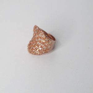 ANILLO BAÑADA EN ORO ROSA CON ZIRCONES ROSADOS